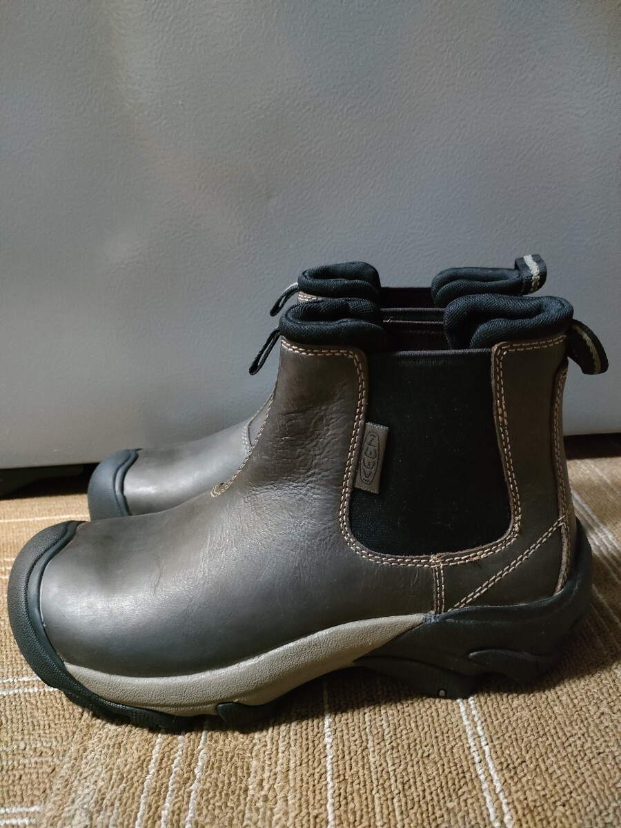 サイズ：27 　未使用品　　 KEEN キーン サイドゴア ブーツ　レザー　本革 
