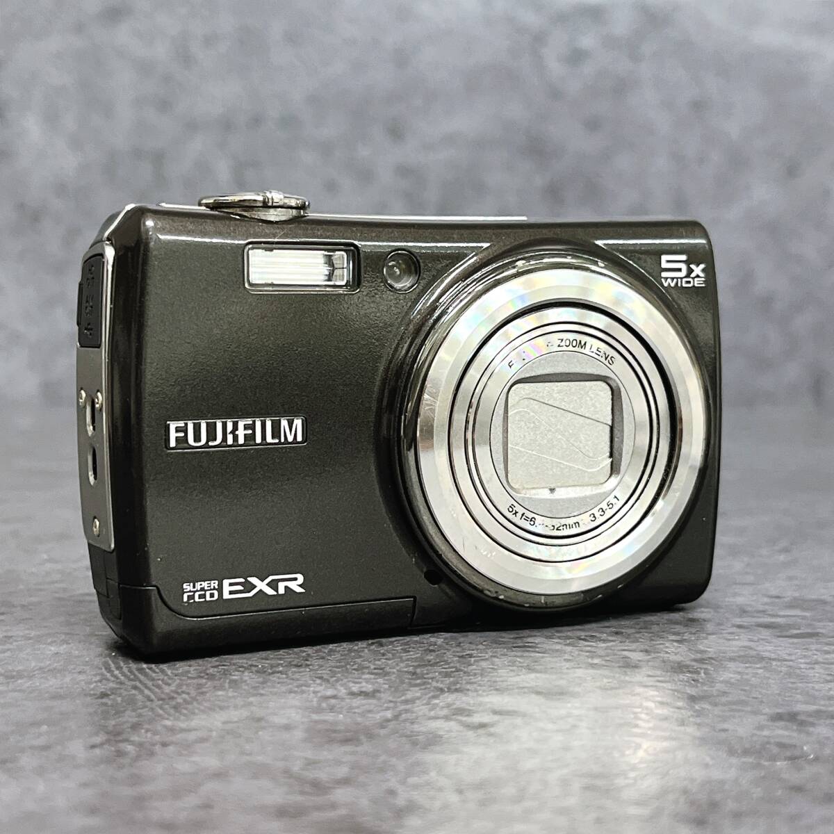 富士フィルム FinePix F200EXR コンパクトデジタルカメラ ブラック バッテリー付き