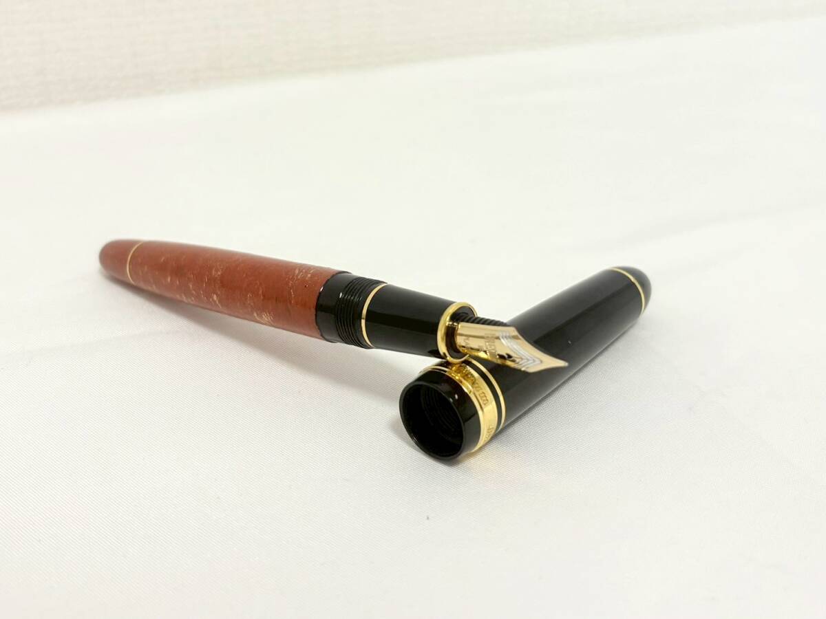 T192*7　美品　PLATINUM　プラチナ　PRESIDENT　プレジデント　万年筆　ペン先18K　750　F　筆記用具　文房具　