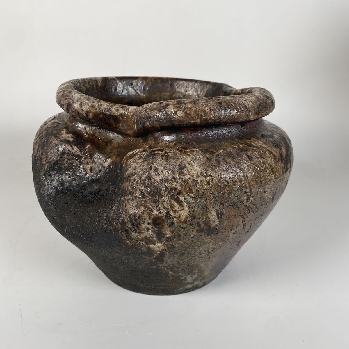 旧家整理品　古備前　備前焼　壺　壷　花器　花入　潰れ壷　変形壺　時代　古陶磁　骨董品　古美術品【62】