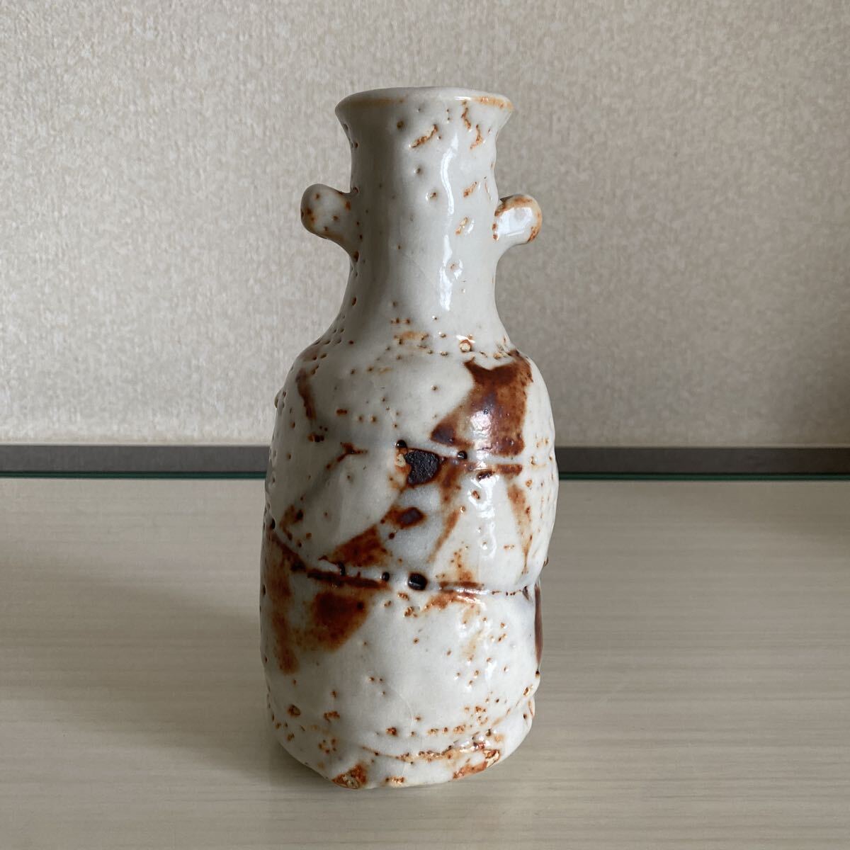 志野焼　花瓶　壺　壷　花器　花入　時代　骨董品　古美術品　旧家整理品　古志野　高さ20cm 横9.5cm【619】