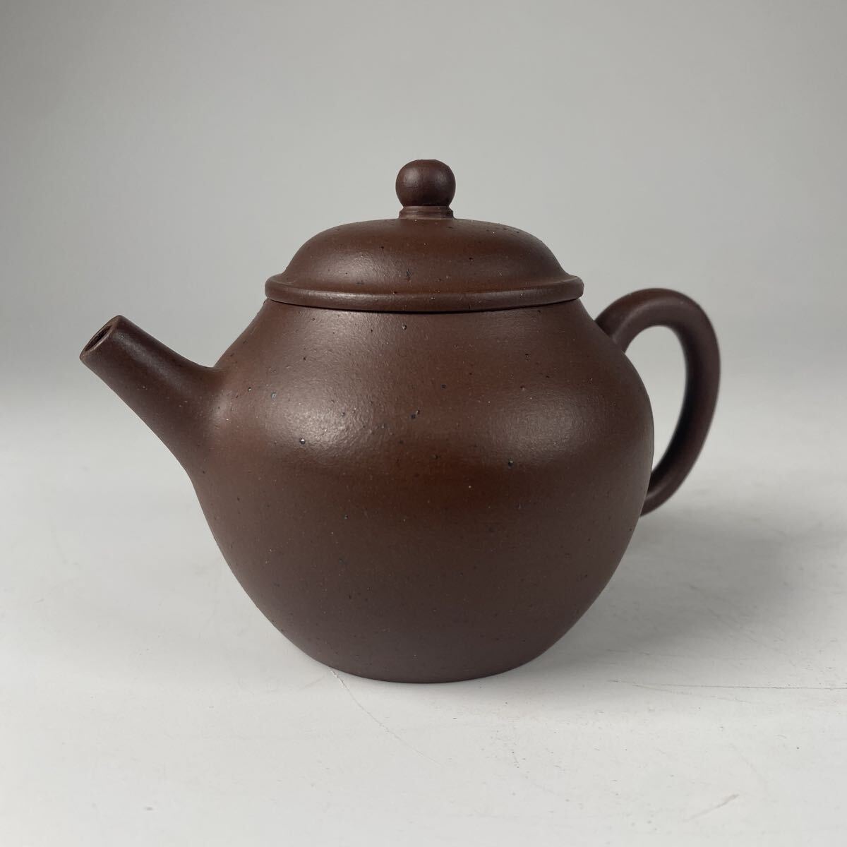 中国古美術　中国の古い急須　朱泥　茶道具　水注　煎茶　時代　唐物　骨董品　古美術品　中国古玩　在銘【622】