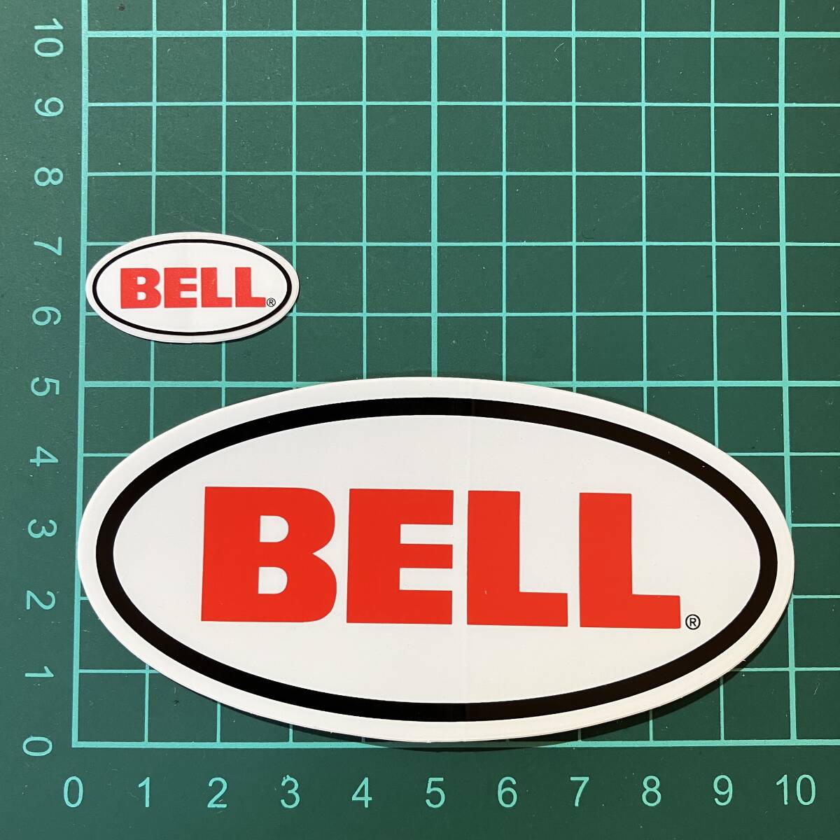 BELL ベル ヘルメット 2枚 30mm 100mm STICKER デカール ステッカー シール 3cm 10cm