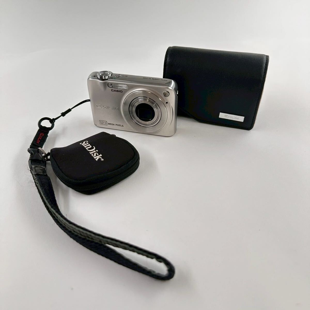 N5【1円〜スタート！説明必読 直接引取無】CASIO カシオ EXILIM エクシリム EX-Z1200 f=7.9-23.7 1:2.8-5.4 バッテリー付 デジタルカメラ