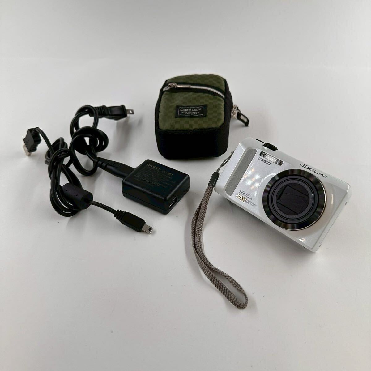 G5【1円〜スタート！通電確認済 説明必読 直接引取無】CASIO カシオ EXILIM エクシリム EX-ZR200 f=4.24-53.0mm 1:3.0-5.9 バッテリー付