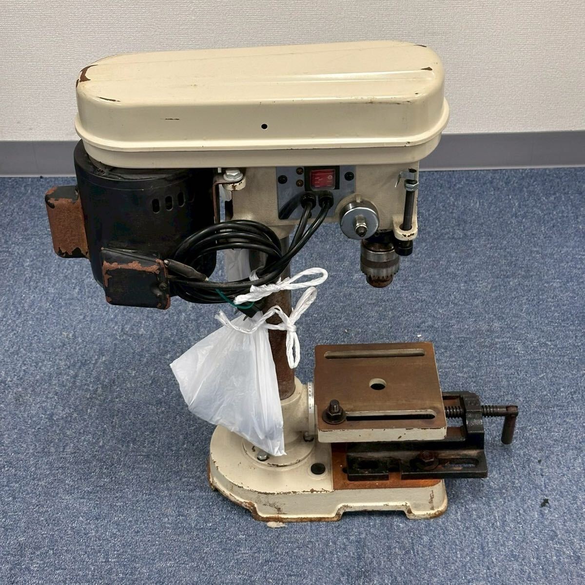 H5【1円〜スタート！回転確認済 説明必読 直接引取無】makita マキタ 卓上ボール盤 TB131 100V 350W 電動工具