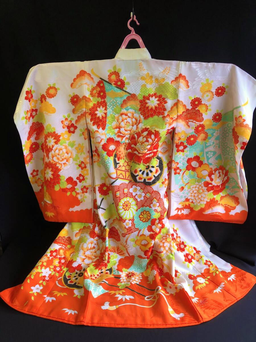 女児用着物　和服　お宮参り　リメイクに　花車　送料230円　華やか　振袖