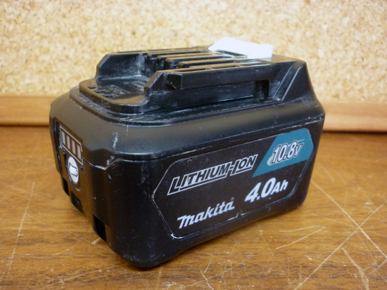 makita リチウムイオンバッテリ BL1040B 10.8V 4.0Ah 充電池 蓄電池 マキタ スライド式 残量表示付き 札幌 平岸店