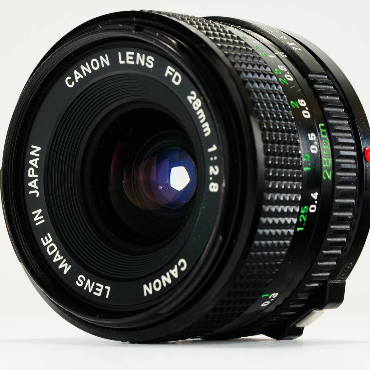 【極美品】Canon New FD 28mm F2.8 キャノン 876 231