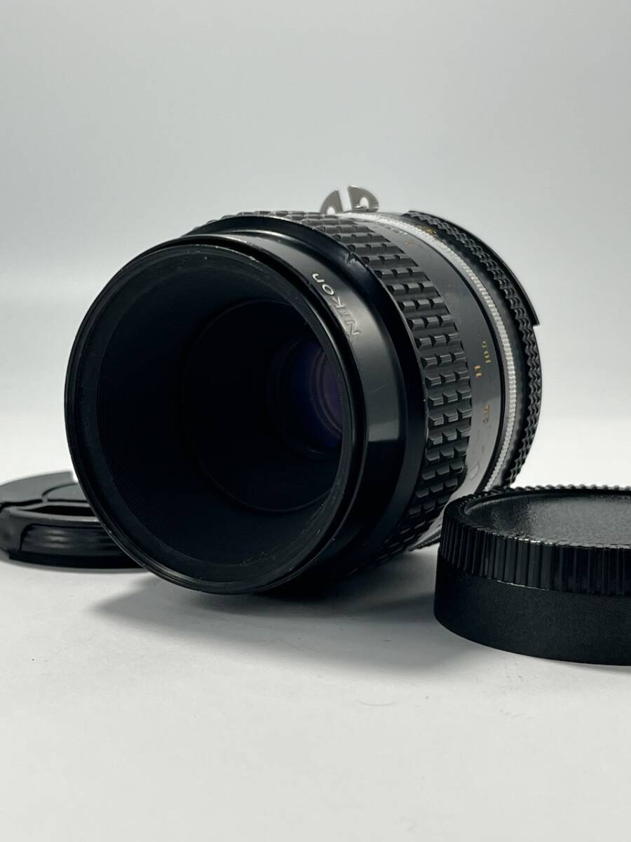 ヘリコイドグリス交換済み Nikon Ai-s Micro-Nikkor 55mm F2.8 オールドレンズ　マクロ