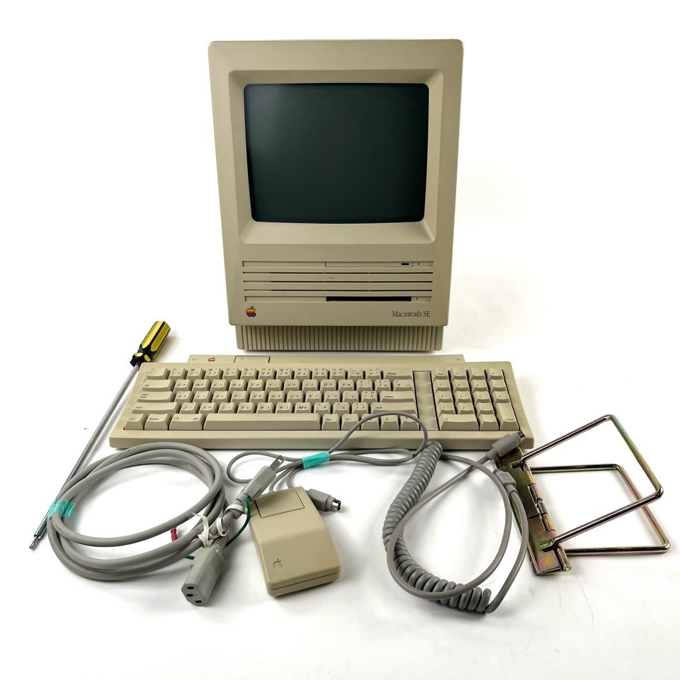 Apple 本体 旧型パソコン PC マウス キーボード付き マッキントッシュ Macintosh SE 簡易動作確認済