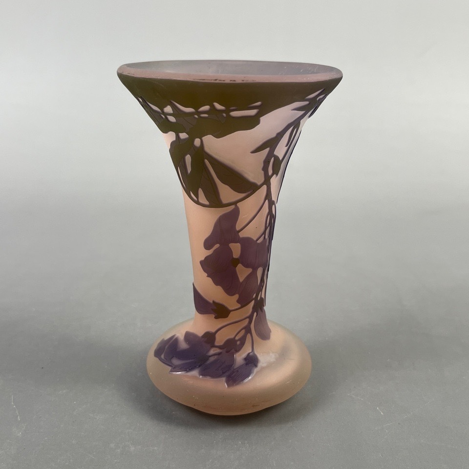 エミール・ガレ 藤文花瓶 被せガラス 刻サイン 西洋美術 硝子 現状品 ガラス工芸 骨董
