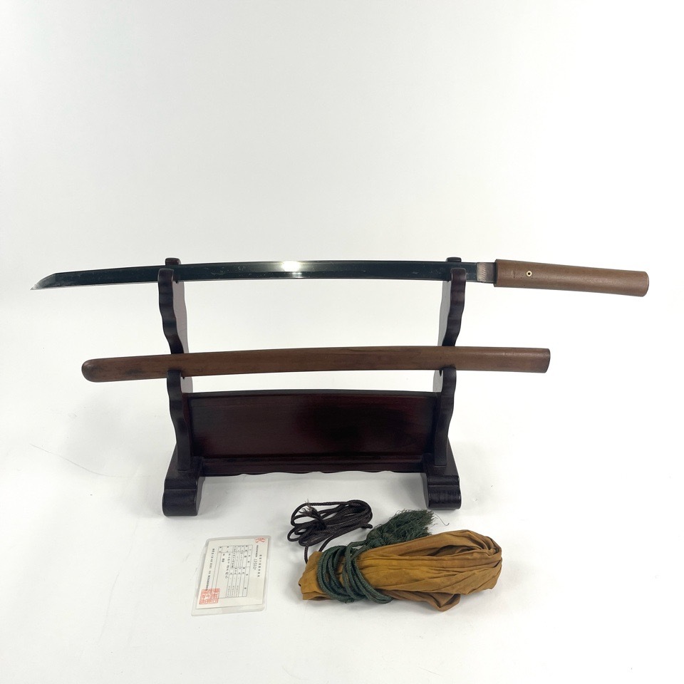 日本刀 在銘【山城守藤原國包】 長さ66.1cm 反り1.1 目くぎ穴4個内2個埋め 白鞘 日本刀 ※同梱不可 骨董