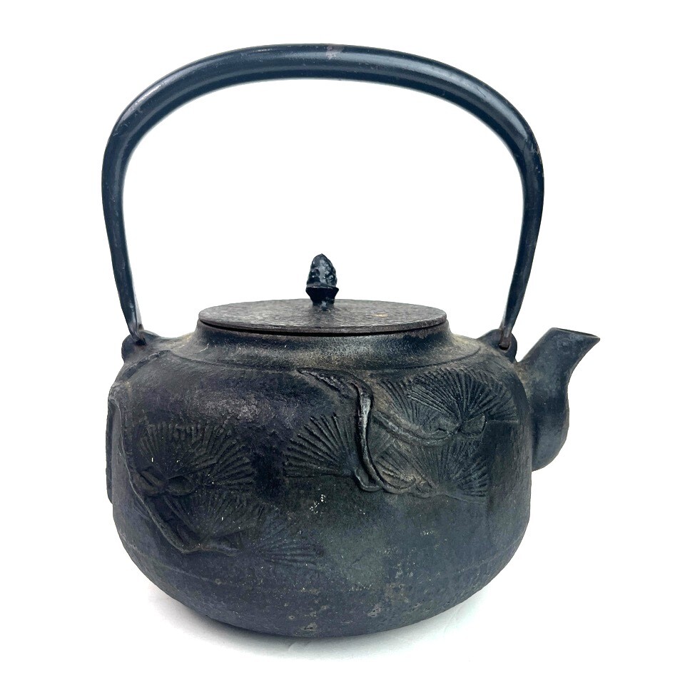 南部鉄瓶 松文様 松笠摘み 煎茶道具 茶道具 骨董