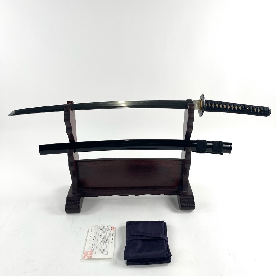 日本刀 在銘【正真子兼宗】 長さ65.0cm 反り1.6cm 目くぎ穴生1個 拵え 鍔 竹 目貫 秋草 象嵌 ※同梱不可 骨董