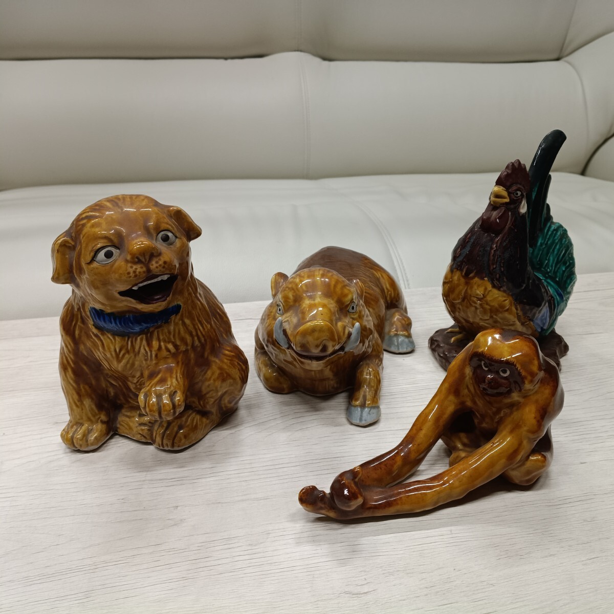 LM/ 九谷焼 浅蔵五十吉風 動物陶器人形 4点セット 犬 猪 鶏 猿 置物 陶器 オブジェ 中古 現状品