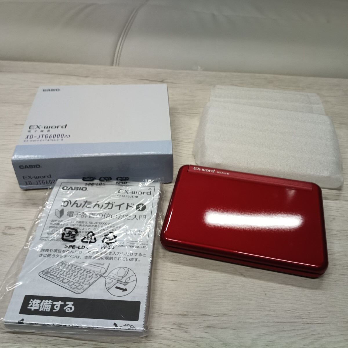 6-59 未使用 CASIO EX-word XD-JTG6000RD 電子辞書 DATAPLUS10 レッド 赤 本体 箱付