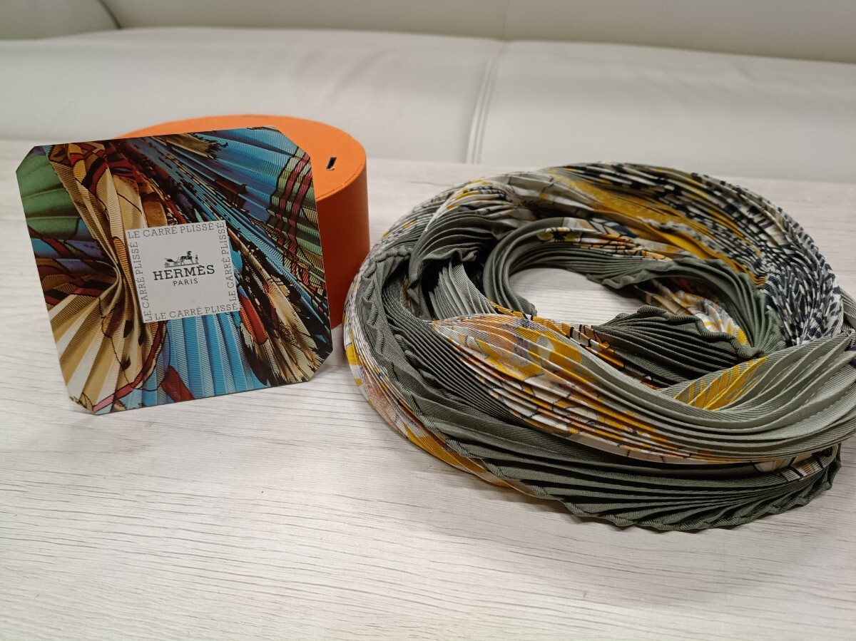 6-41 HERMES エルメス カレプリセ プリーツスカーフ シルク 箱付き（蓋なし） 中古 現状品
