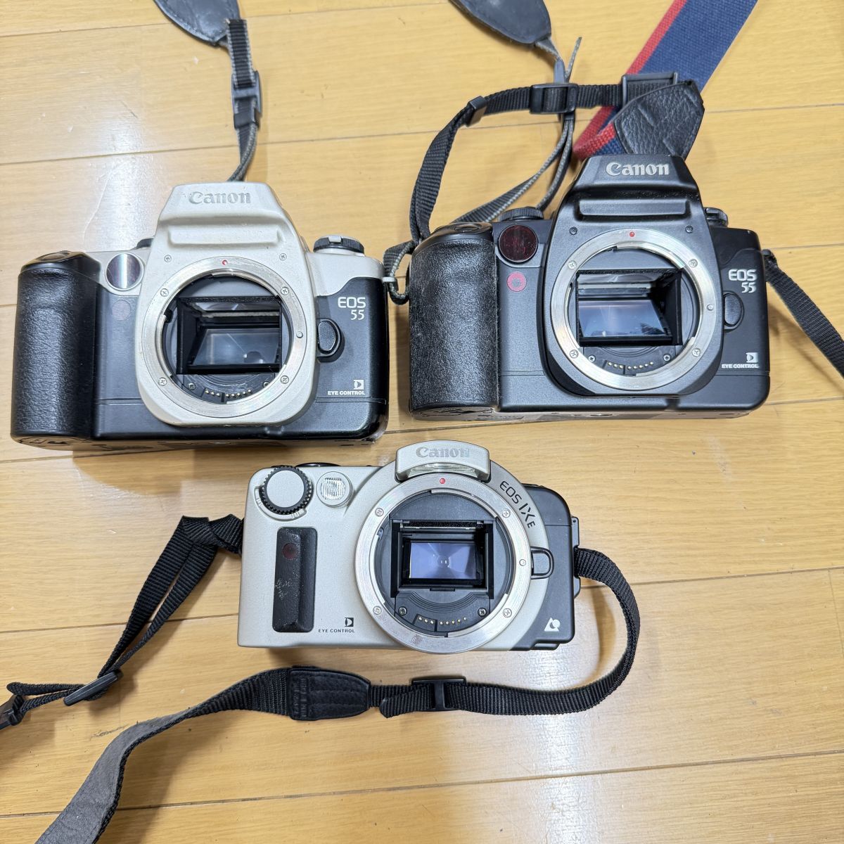 Canon EOS 55 IXE キヤノン キャノン フィルム一眼レフカメラ ボディ まとめ 動作未確認 現状品 1円スタート ジャンク 004