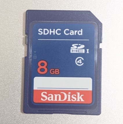 8GB SanDisk SDHCカード SDカード 動作確認済み