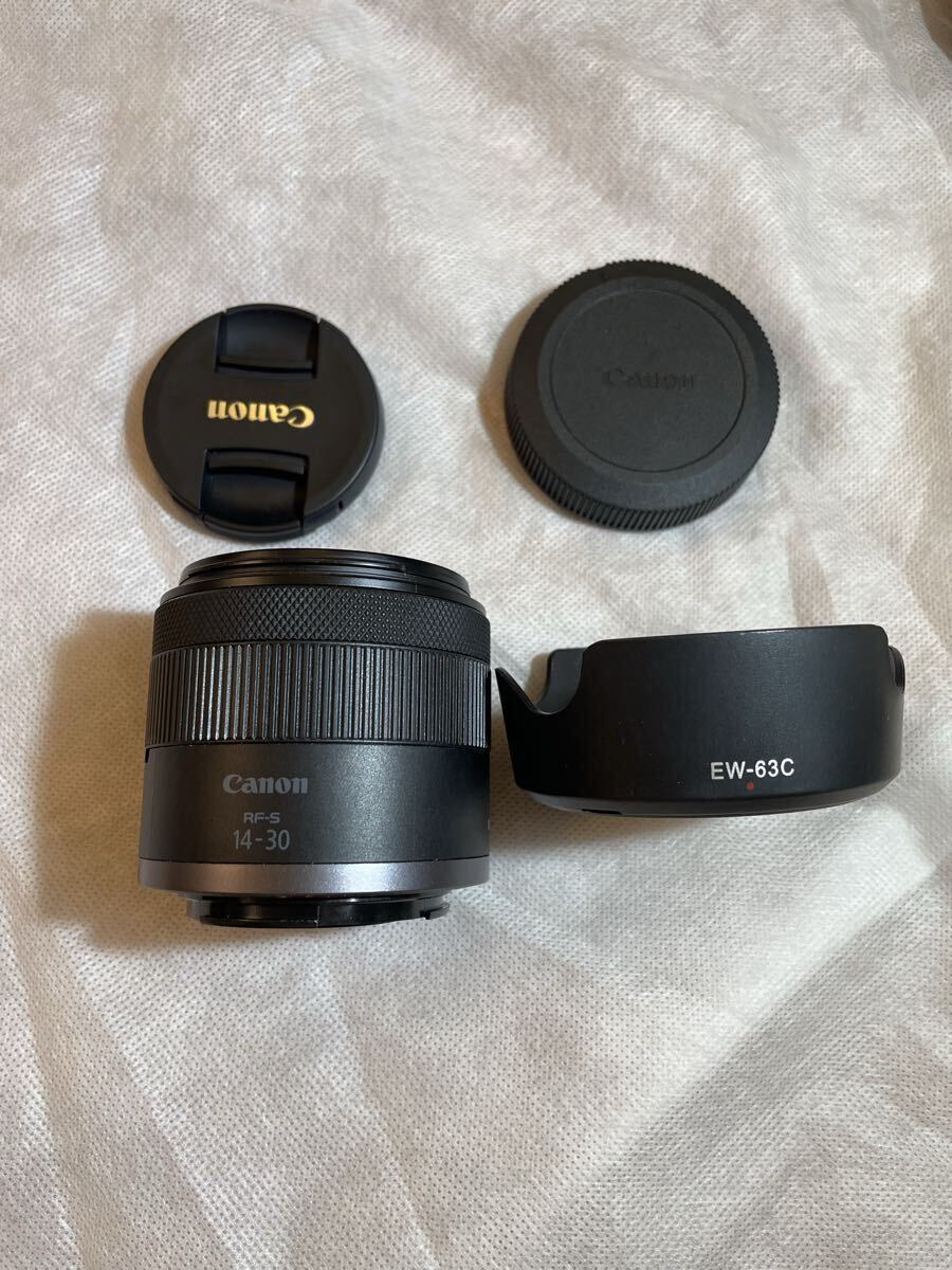 キャノン　Canon RF-S14-30mm F4-6.3 IS STM PZ 中古良品　フード付き