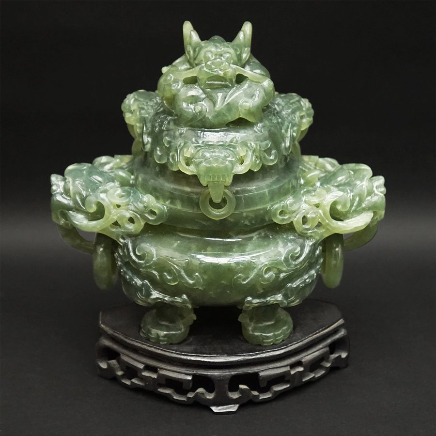 中国美術 中国古玩 天然岫玉 玉製 砡製 砡精密細工造 翡翠 遊環付香炉 2660g 東洋彫刻 美術品 細密細工 唐物 骨董 オブジェ 古美術品
