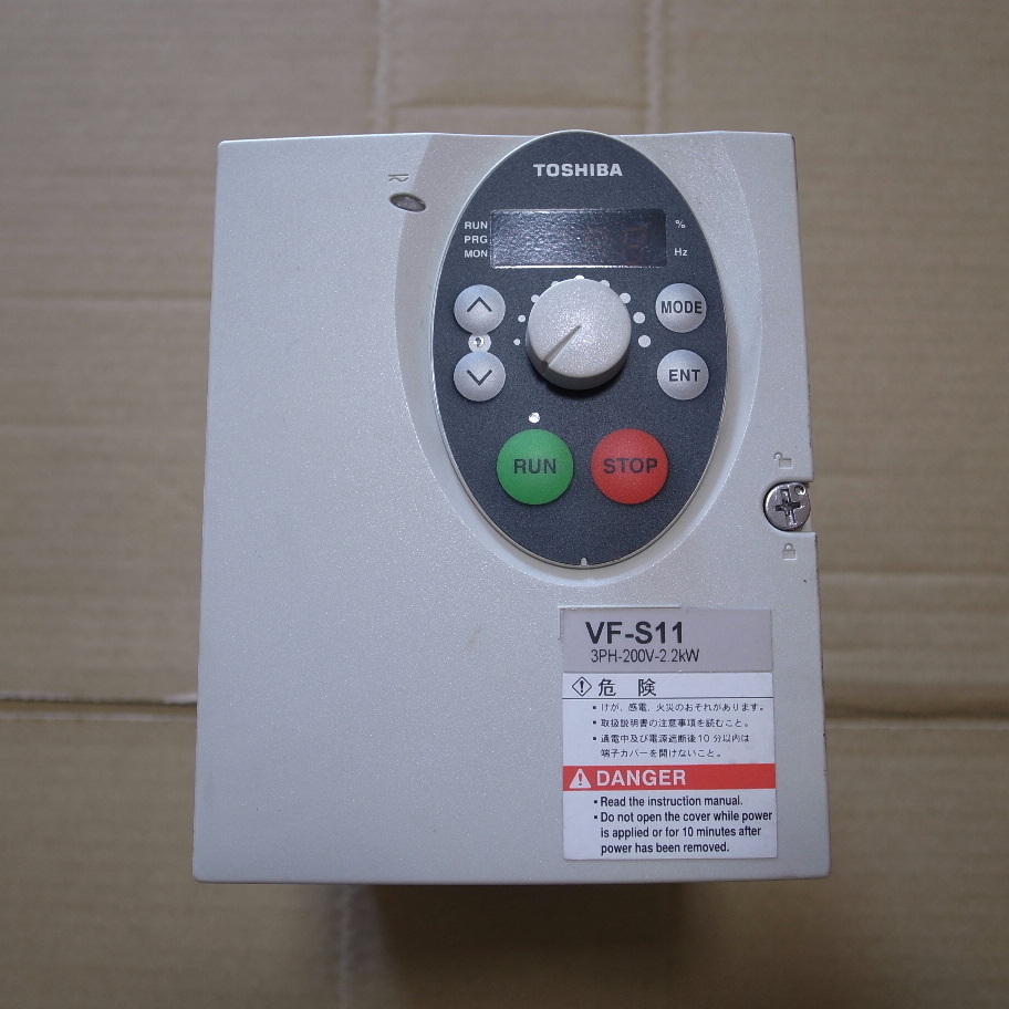 東芝インバータ VFS11-2022PM-AN 2.2kW3相200V 中古品