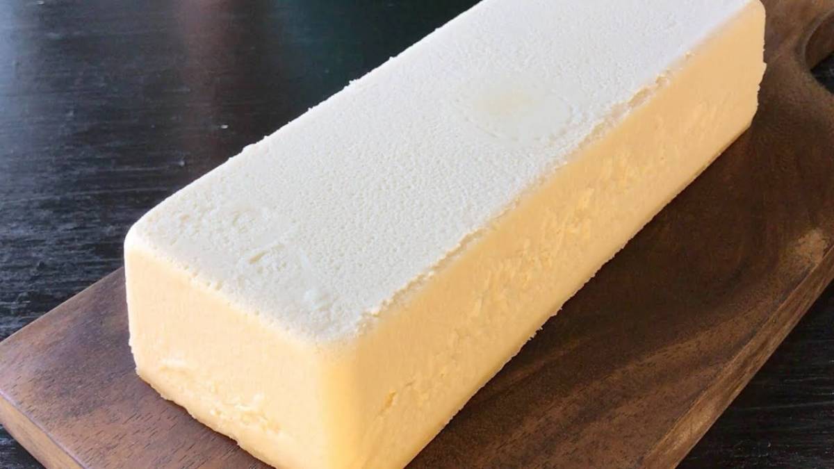 濃厚チーズテリーヌホワイトショコラ【20㎝×7㎝】1個　新触感　