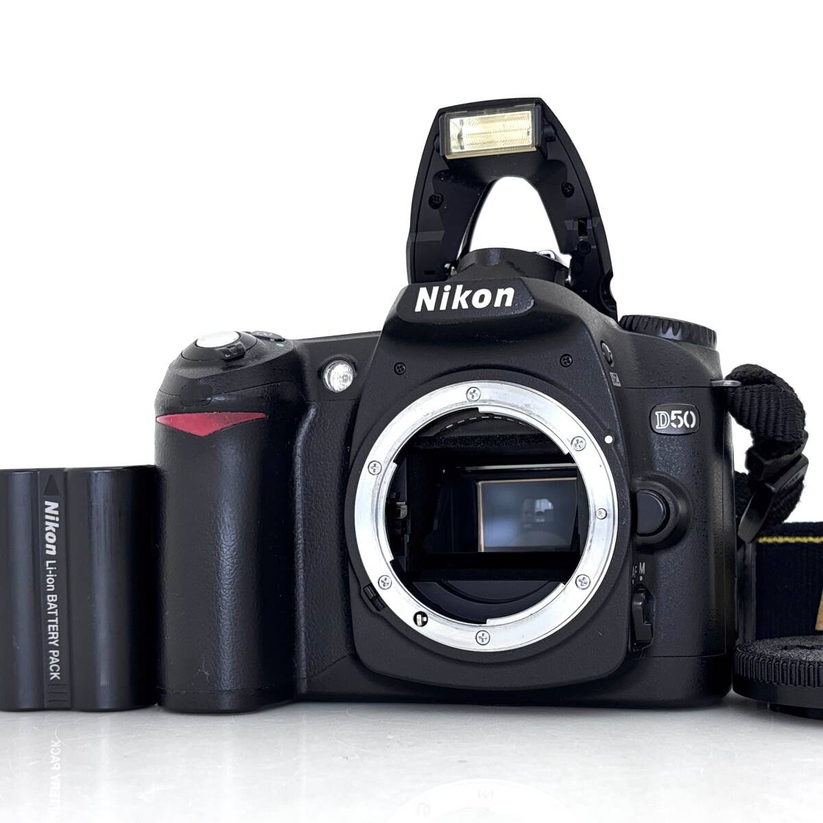 【ニコン】Nikon D50 デジタル一眼レフカメラ #T736A