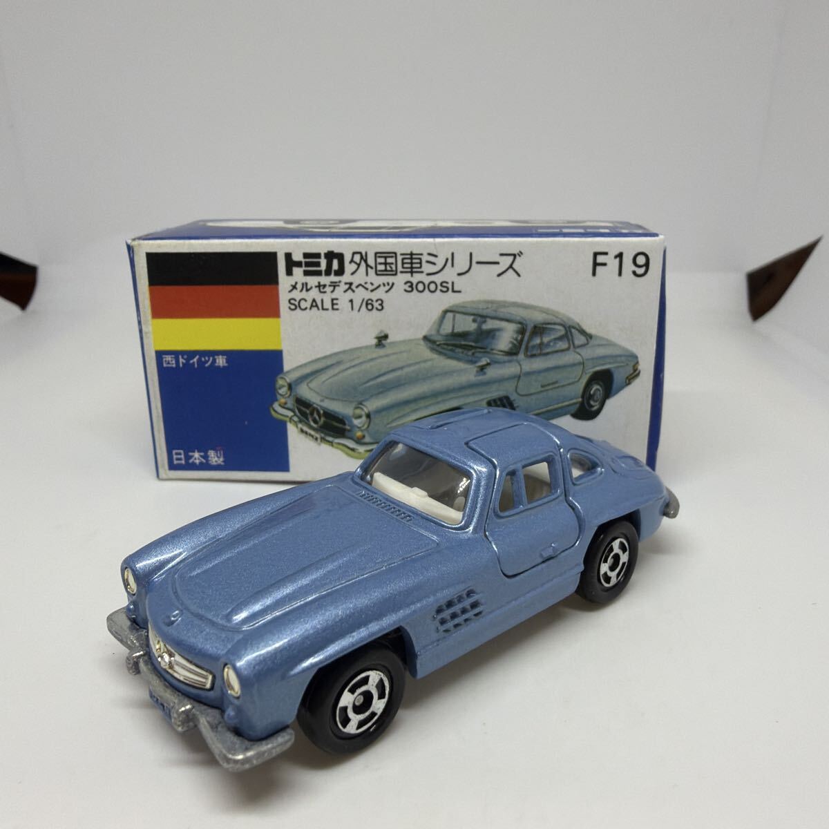① トミカ　中国製　青箱　F19 メルセデス　ベンツ　300SL 当時物　絶版