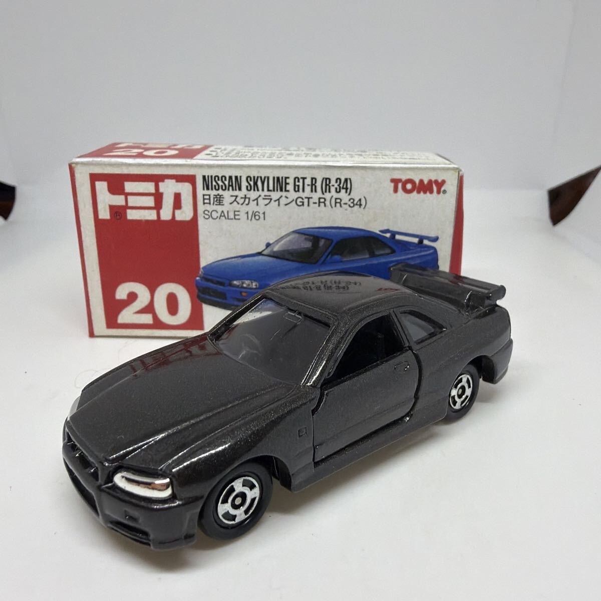 ① トミカ　中国製　赤箱　20 ニッサン　スカイライン　GT-R R-34 当時物　絶版