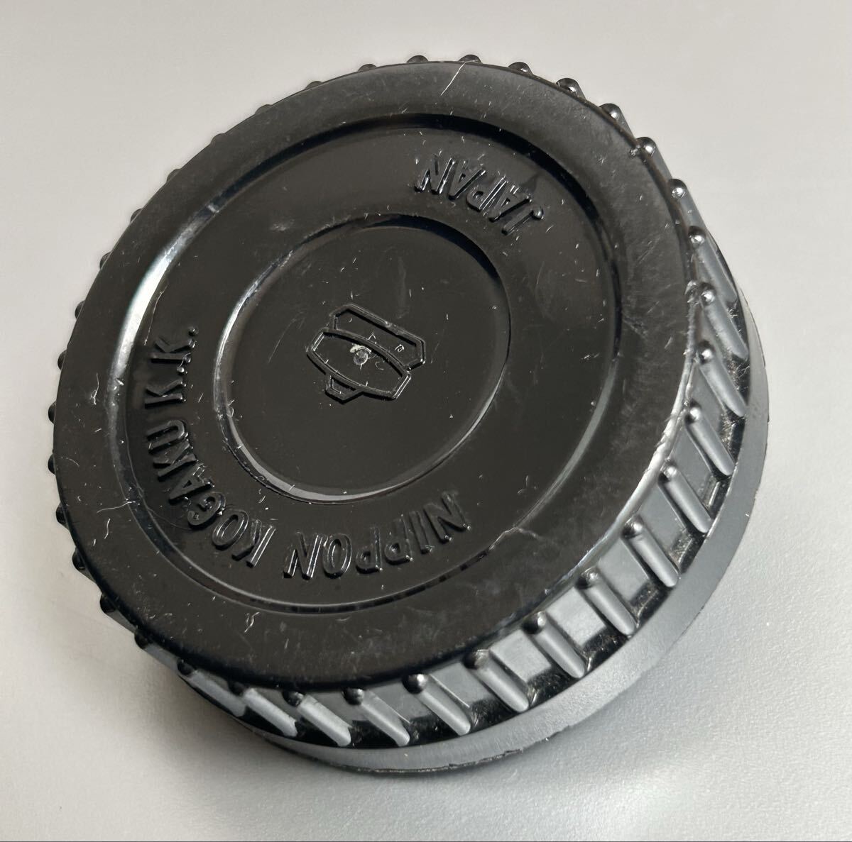 Nikon［NIPPON KOGAKU K.K Lens Rear Cap］ニコン 日本光学 レンズリアキャップ（富士山/Fマーク 初期型）経年の中古品　☆送料無料☆　