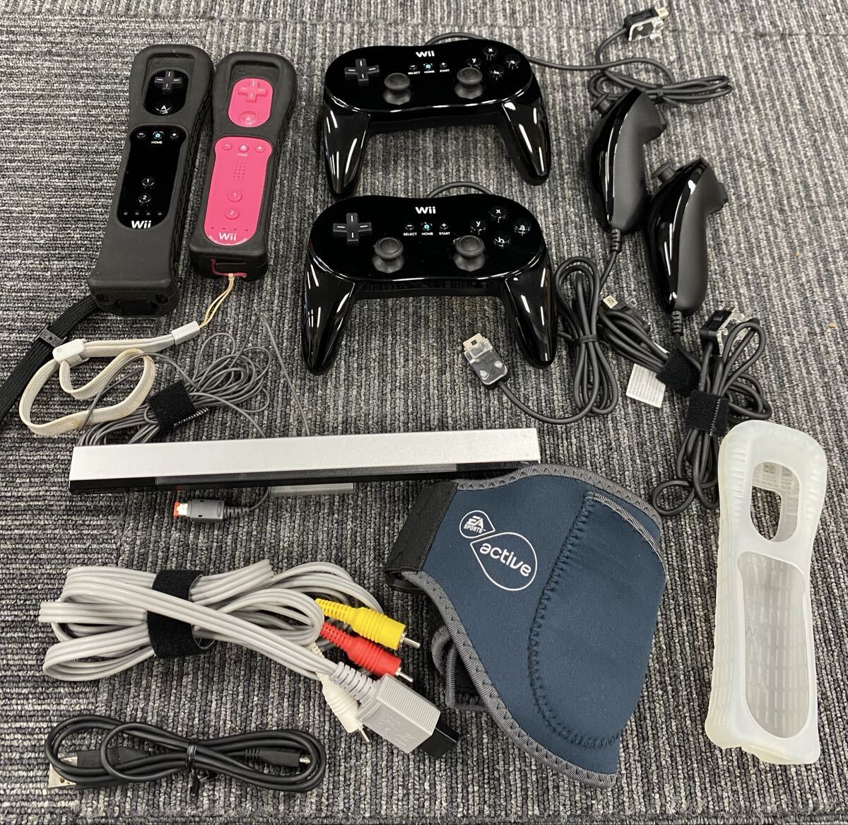 川端 5月 No.259 Nintendo 任天堂 周辺機器 まとめ Wii リモコン コントローラー センサーバー レッグストラップ 他 汚れ有り