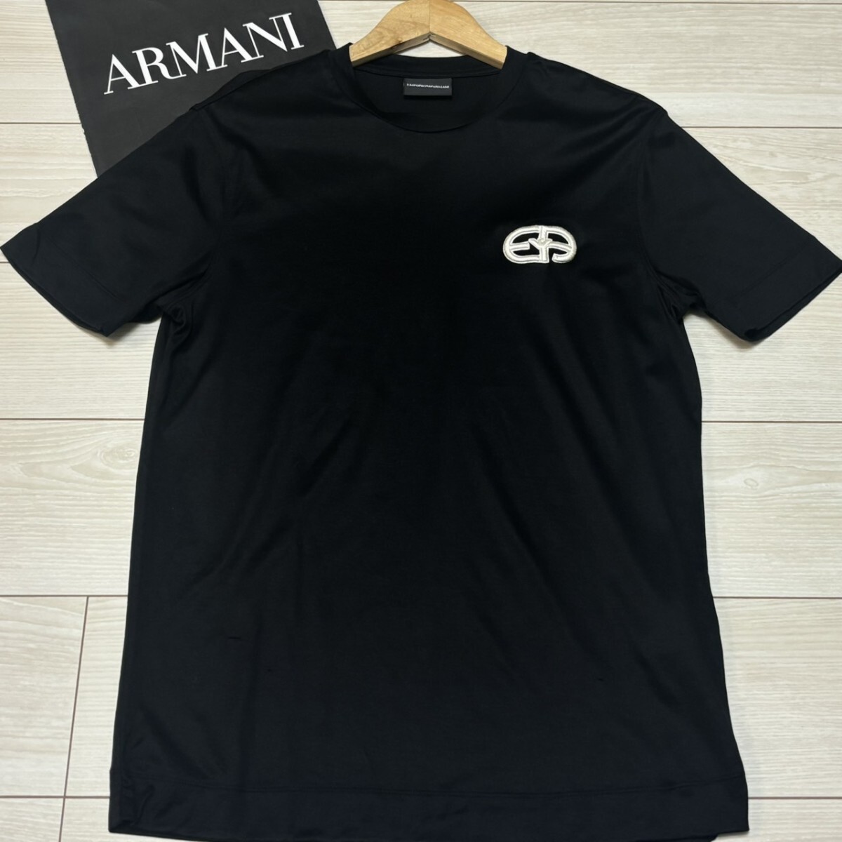 極美品/Mサイズ●EMPORIO ARMANI エンポリオアルマーニ 半袖Tシャツ イーグルロゴ 刺繍 メンズ トップス 黒 ブラック 夏 サマー