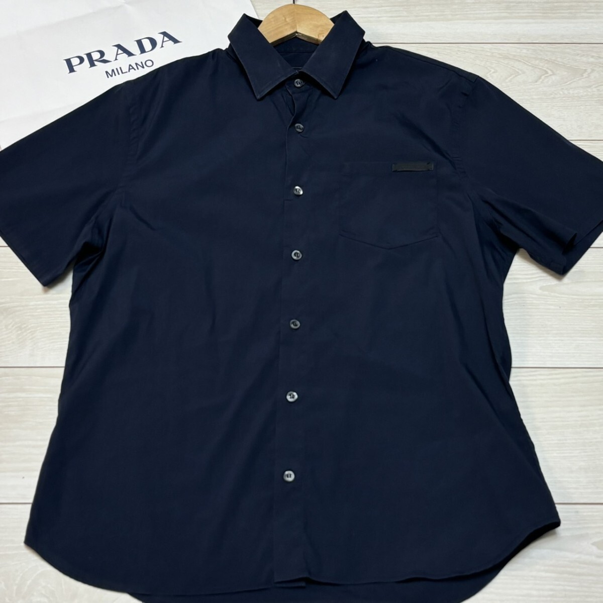 極美品/Lサイズ●PRADA プラダ 半袖シャツ 胸ロゴ ラバーロゴ コットン ネイビー メンズ トップス 夏 サマー 41