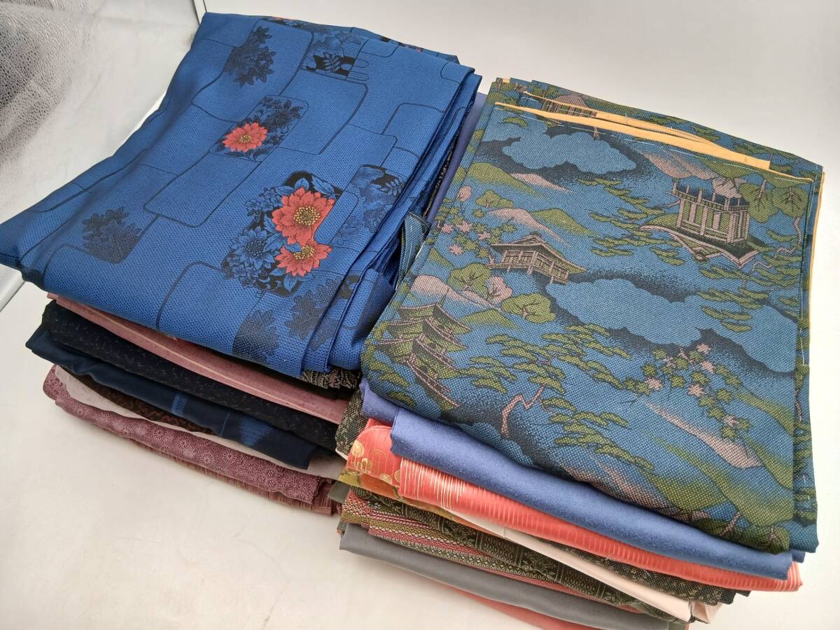 着物まとめ20枚 良好品 正絹 【訪問着 小紋 色無地 付け下げ 紬 ろ】 色柄色々 刺繍 金彩 大島等 リメイク素材 手芸 和装_S7553