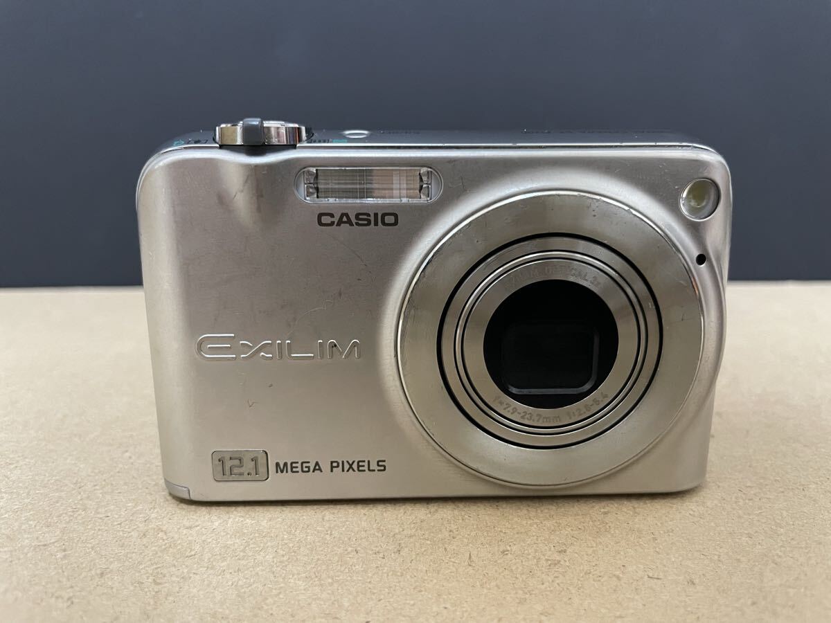CASIO EXILIM EX-Z1200 12.1 MEGA PIXELS コンパクトデジタルカメラ