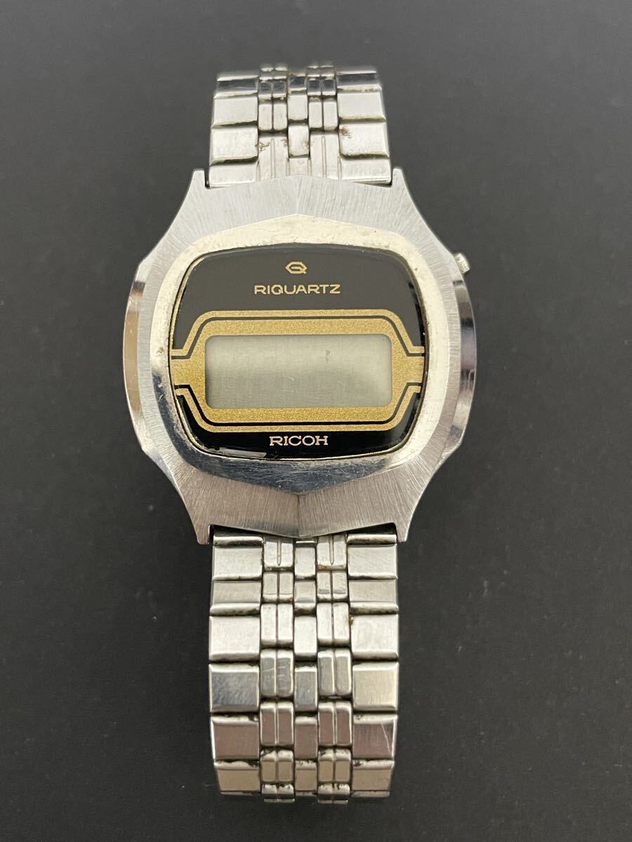 RICOH RIQUARTZ リクォーツ LCD デジタルクォーツ 腕時計 不動品