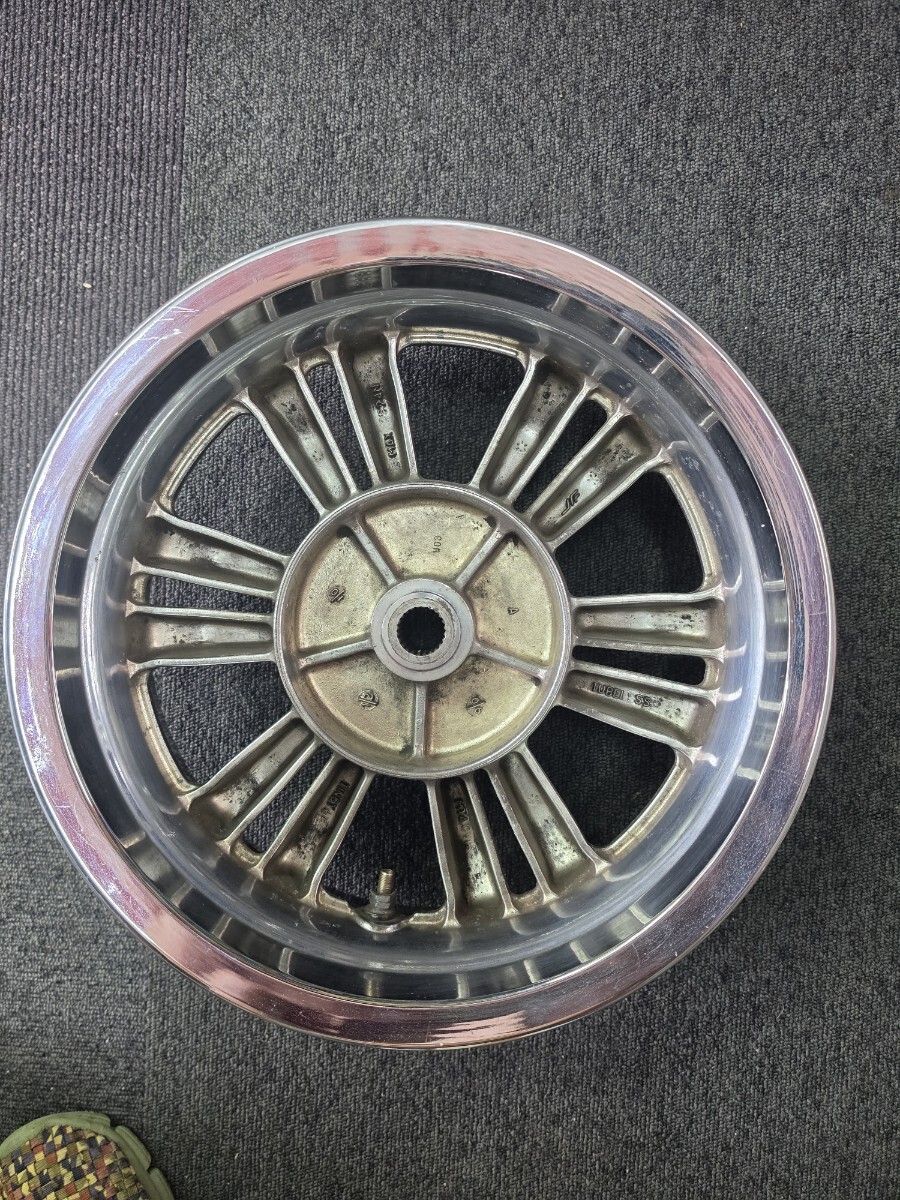 ホンダフォルッアMF１０メッキリヤホイル