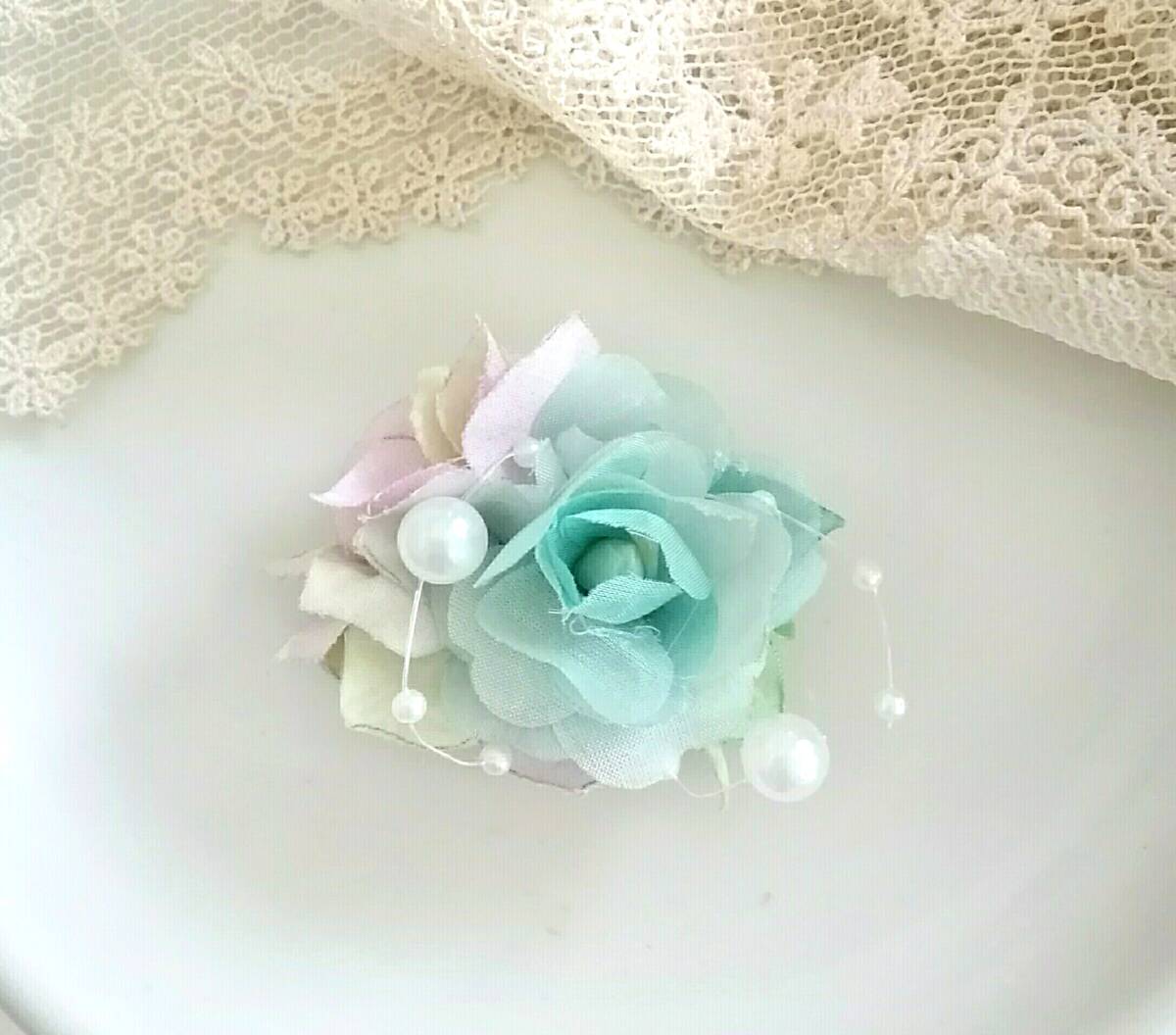 染め布花＊ミニ薔薇のコサージュ　髪飾り　2way　doll 