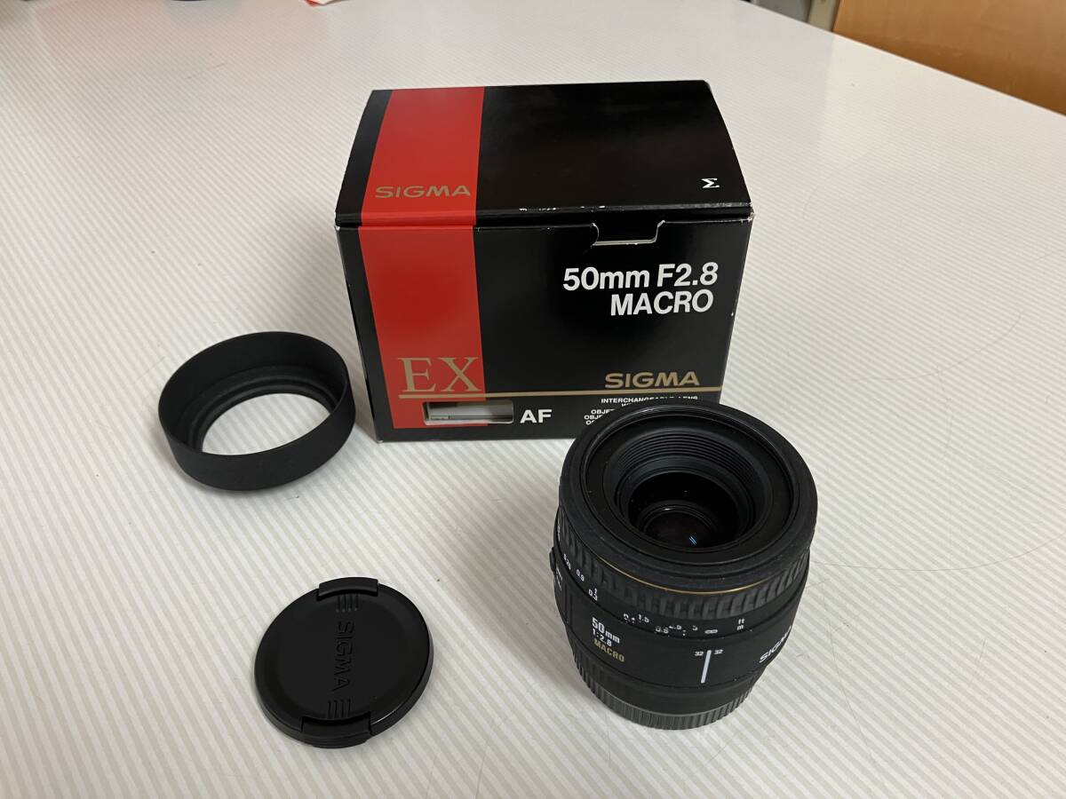 SIGMA AF-MF MACRO LENS　50mm F2.8 EX（ミノルタ・ソニーAマウント　一眼レフ用）