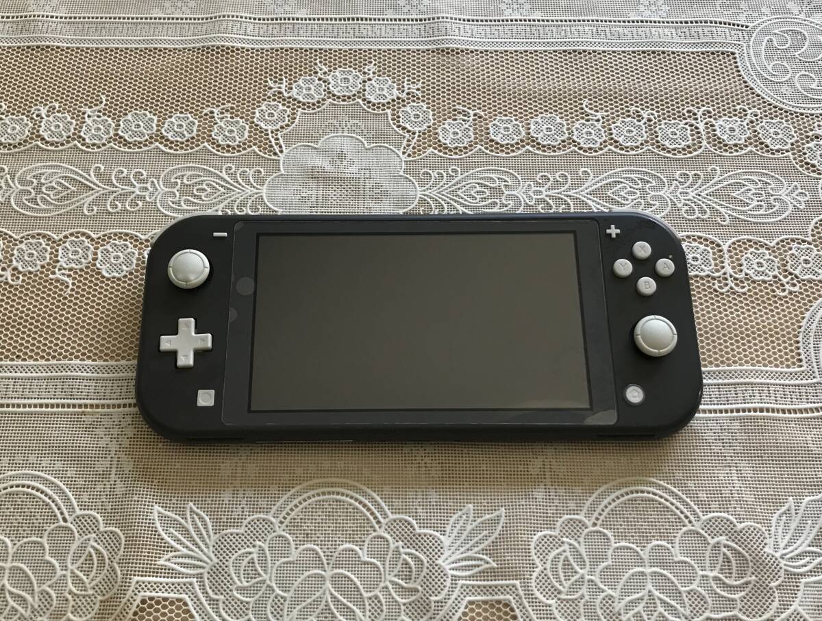 任天堂　ニンテンドー　ニンテンドースイッチ　ゲーム機　Nintendo Switch Lite グレー　送料230円