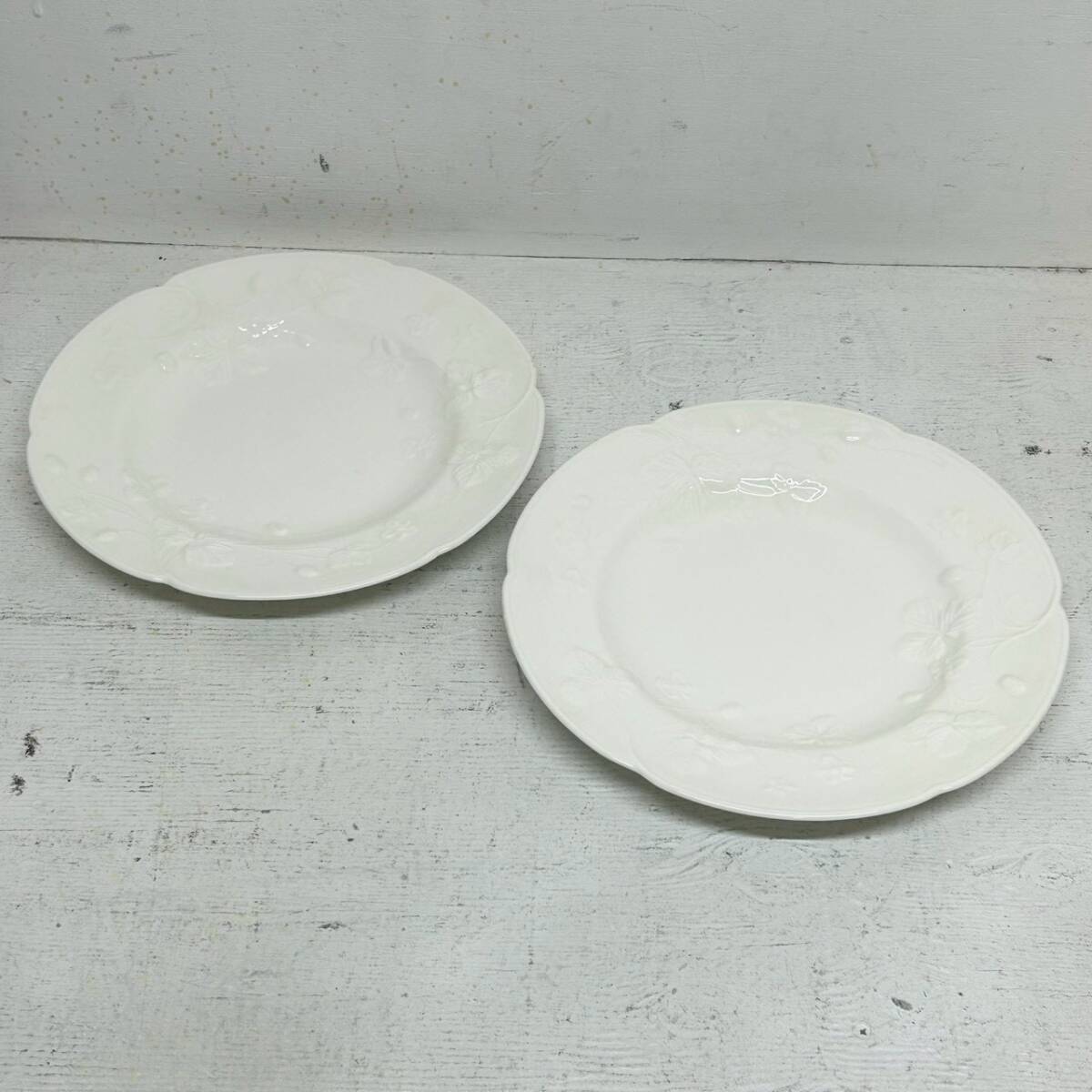 【MINTON ミントン】ヴィクトリアストロベリー ホワイトプレート 2枚 直径27cm 白色 洋食器 皿 イギリス製 英国製