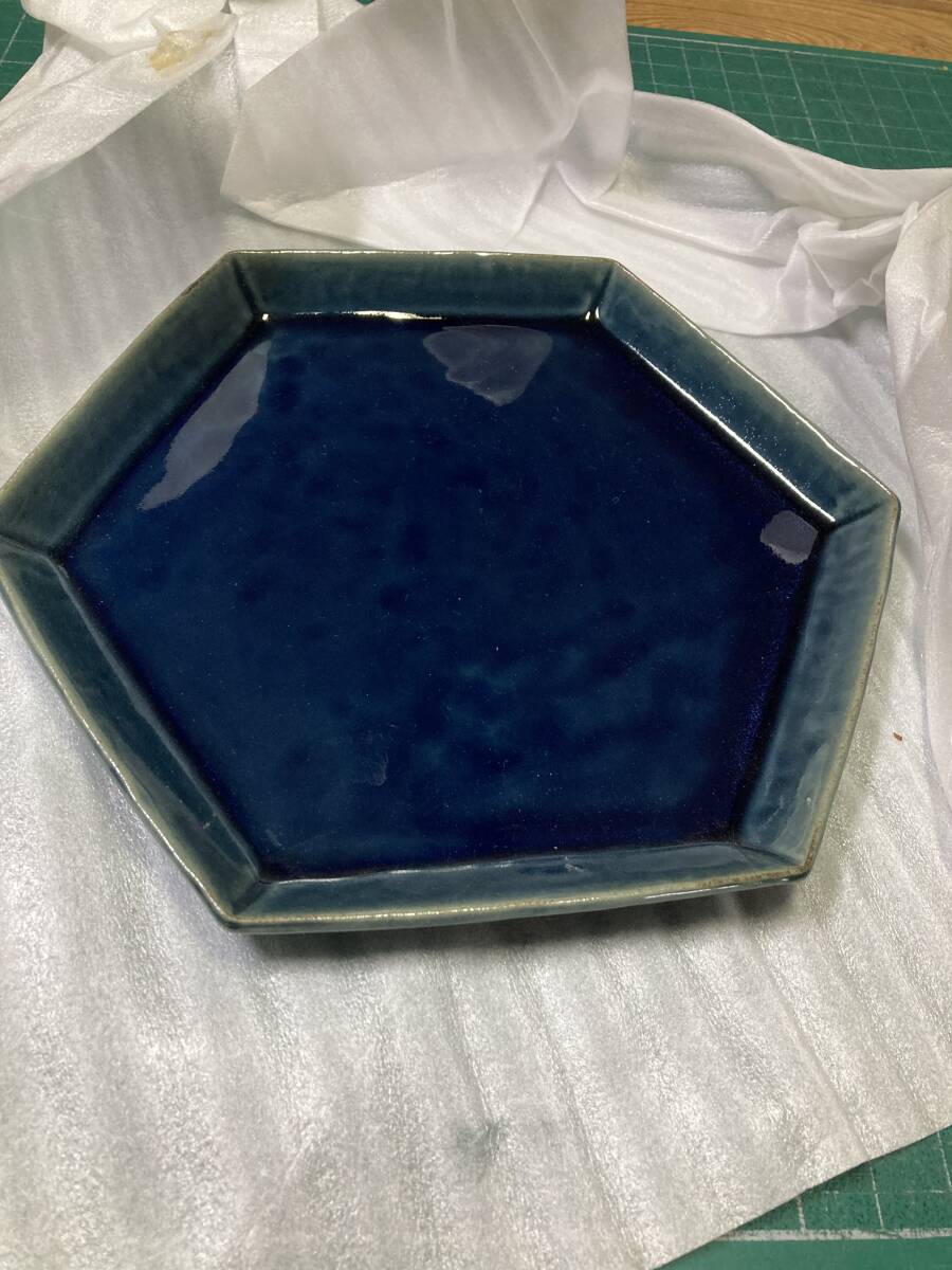花御堂　藍釉彩六角ミート皿　BG-027 皿　器　食器