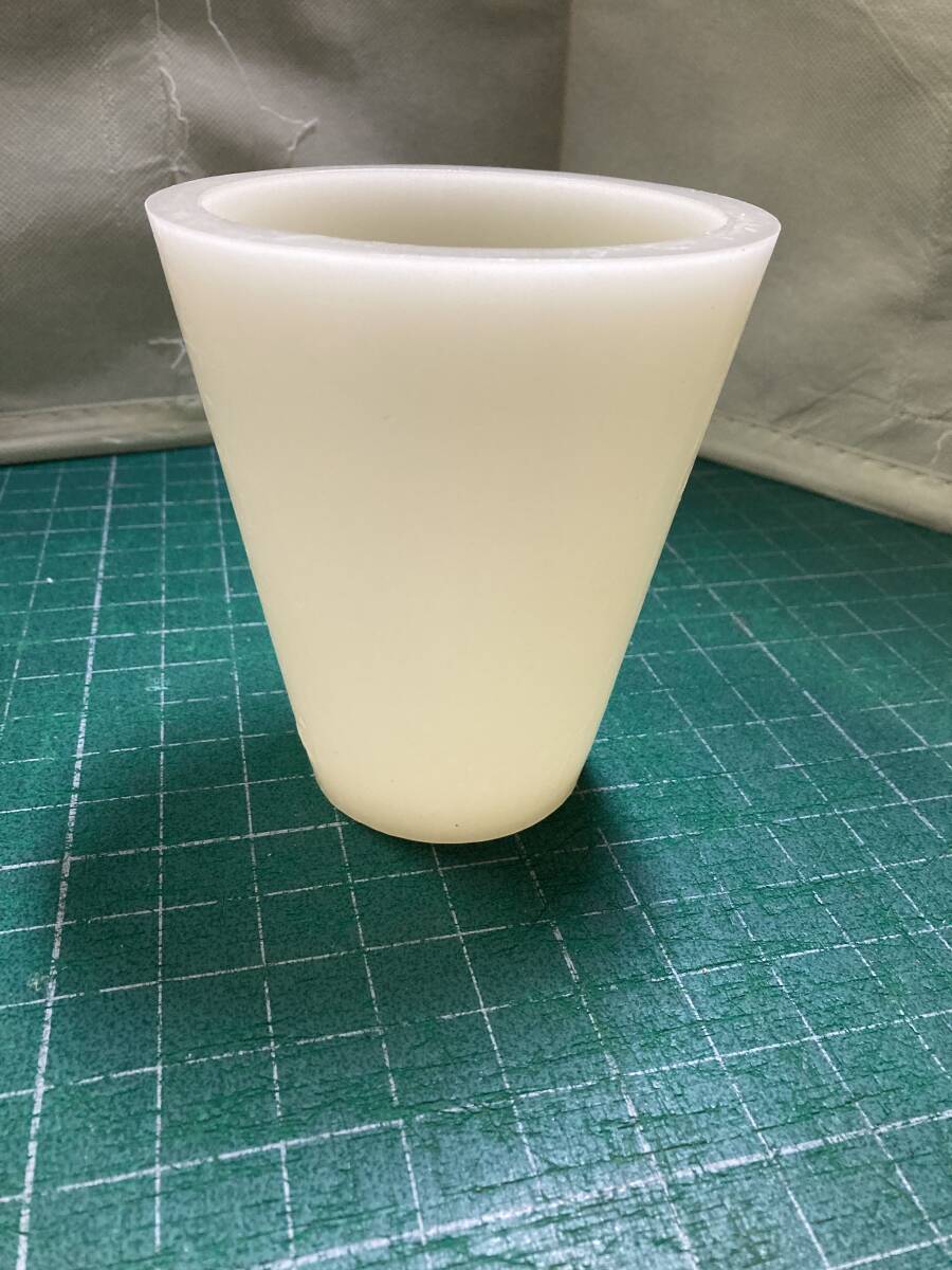 カメヤマ　フラワーベース　ワックス　　　　　花瓶　