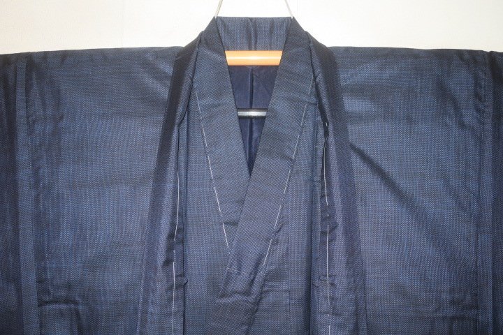 お買い得セール 弐11686 本絹純泥藍大島紬男着物羽織 裄68丈138К泥藍墨濃紺精密星有馬紋意匠 未着用