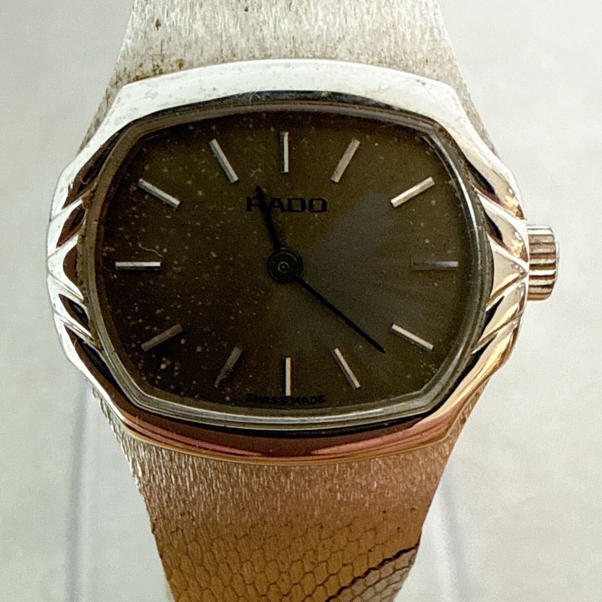 【RADO】ラドー 腕時計 スクエア シルバー 305.3210.2 手巻き アンティーク ヴィンテージ レディース ウォッチ スイス SWISS MADE（YU）