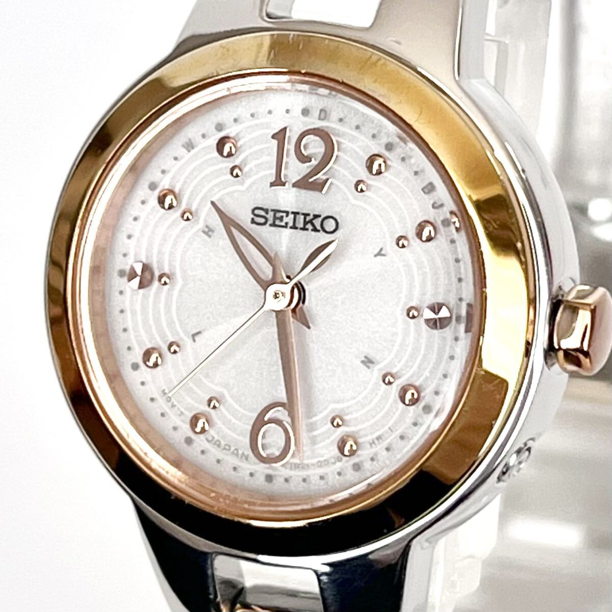 【稼働】磨き済み セイコー SEIKO レディース 腕時計 電波ソーラー 美品 ゴールド 白文字盤 s2073