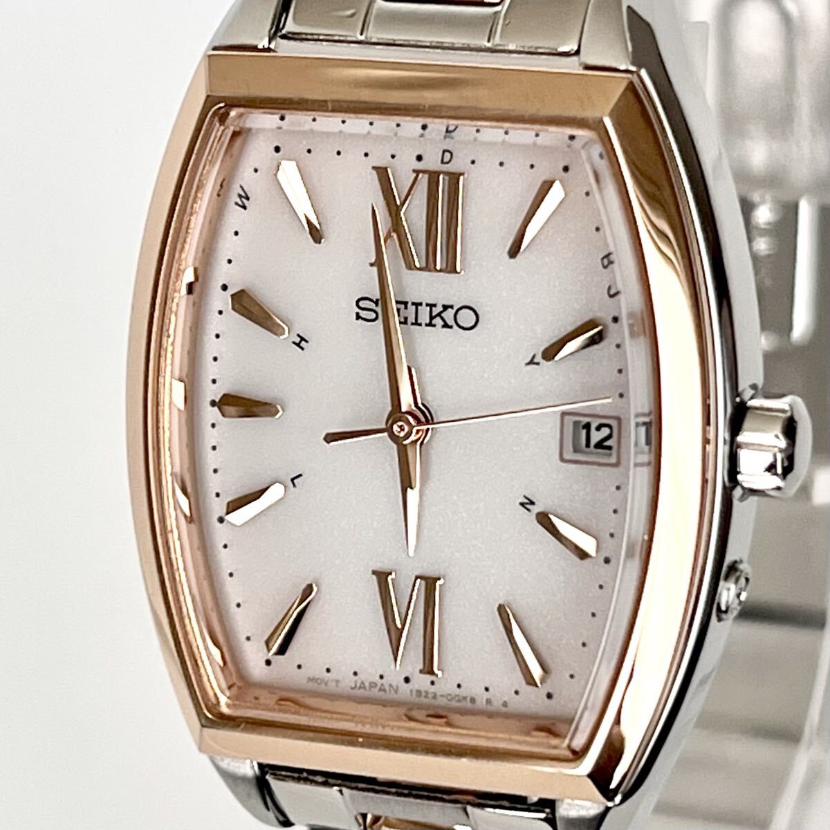 【稼働】磨き済み セイコー SEIKO レディース 腕時計 電波ソーラー 美品 ゴールド 白文字盤 s2373