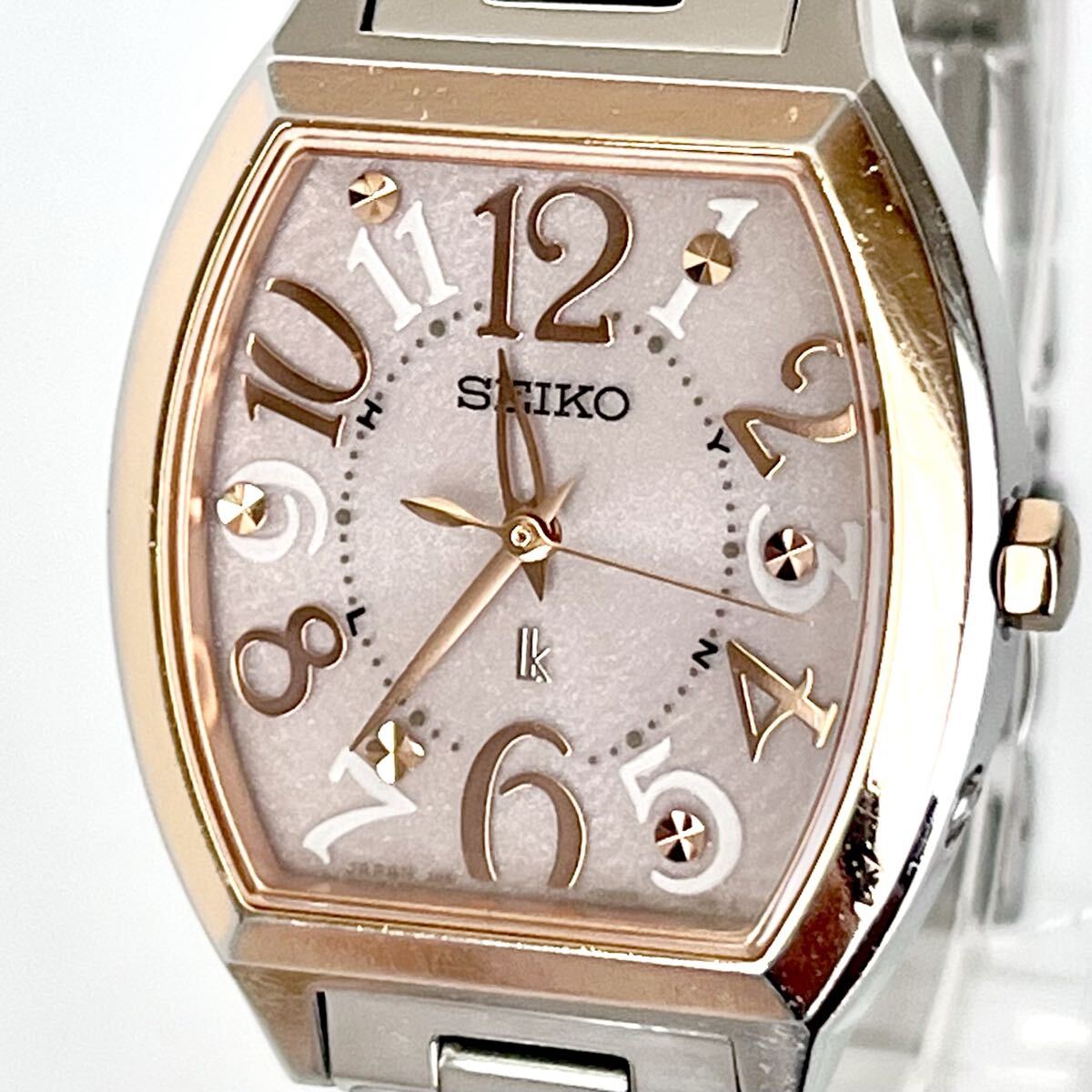 【稼働】磨き済み セイコー SEIKO ルキア LUKIA レディース 腕時計 電波ソーラー 美品 ピンクシルバー文字盤 ゴールド s2377